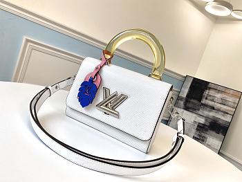 Louis Vuitton Twist Handbag Leaf White M50282 Size 23 x 18 x 8 cm 