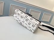 Louis Vuitton Twist Handbag White Flower M50282 Size 23 x 18 x 8 cm  - 6