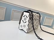 Louis Vuitton Twist Handbag White Flower M50282 Size 23 x 18 x 8 cm  - 5