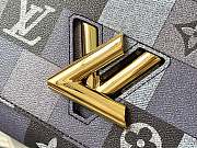 Louis Vuitton Twist Handbag Lattice M50282 Size 23 x 18 x 8 cm  - 4