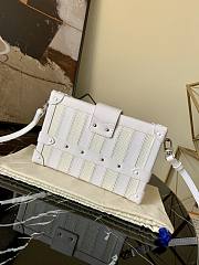 Louis Vuitton Petite Malle Calfskin Bags White M44199 Size 19 x 5 x 11.5 cm - 3