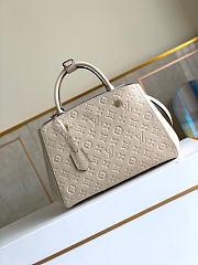 LV Montaigne MM Monogram Medium Milky White M54197 Size 33 × 23 × 15 cm - 1