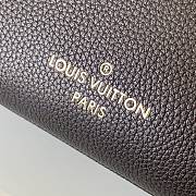 Louis Vuitton On My Side PM LV M57728 Size 25 x 20 x 12 cm - 6