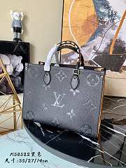 LV OnTheGo MM Monogram Black M58522 Size 35 x 27 x 14 cm - 1