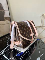 Louis Vuitton Monogram Canvas Saumur MM M40710 Size 28 x 11 x 20 cm - 2