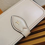 Louis Vuitton Officier M69841 Size 17 x 10 x 4.5 cm - 6