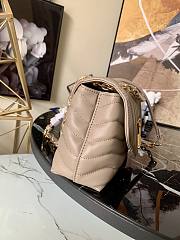 LV New Wave Chain Bag H24 In Apricot M58552 Size 24 x 14 x 9 cm - 4