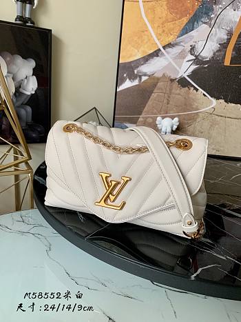 LV New Wave Chain Bag H24 White M58552 Size 24 x 14 x 9 cm