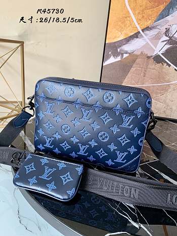 Louis Vuitton Duo Messenger M45730 Size 26 x 18.5 x 5 cm