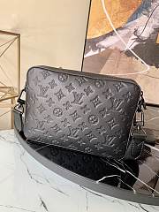 Louis Vuitton Duo Messenger LV M69827 Size 26 x 18.5 x 5 cm - 4