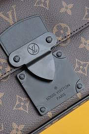 Louis Vuitton Monogram S Lock Sling Bag M45807 Size 21 x 15 x 4 cm - 6