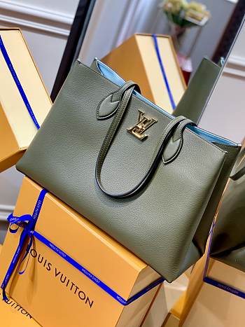 Louis Vuitton Lockme Shopper Green M57345 Size 42 x 28 x 15 cm