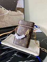 LV Phone Box Louis Vuitton M44914 Size 11 x 6 x 16.5 cm - 1