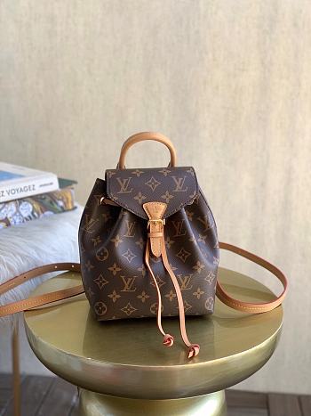 Louis Vuitton Montsouris BB M45502 Size 17 x 20 x 10.5 cm