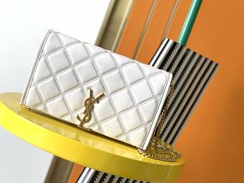 YSL Becky Lambskin Chain Bag White 585031 Size 22.5 x 14.5 x 5 cm