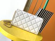YSL Becky Lambskin Chain Bag White 585031 Size 22.5 x 14.5 x 5 cm - 6