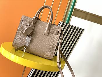 YSL Bag With Crocodile Pattern 392035 Size 22 x 18 x 10.5 cm