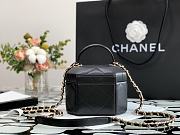 Chanel Box Bag Black 99077 Size 15 x 10 x 11 cm - 4