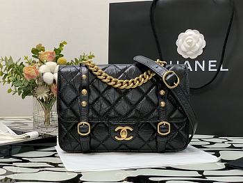 Chanel Flap Bag Cowhide Black Size 17 x 25 x 8 cm