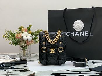 Chanel Mini Flap Bag Cowhide Black 99086 Size 17 x 14 x 7 cm