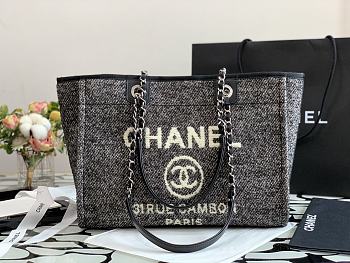 Chanel Beach Bag Black Size 34