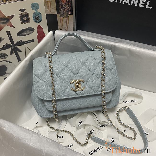 Chanel Messenger Bag Blue 93749 Size 19 x 7 x 14 cm - 1
