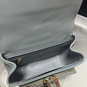 Chanel Messenger Bag Blue 93749 Size 19 x 7 x 14 cm - 6