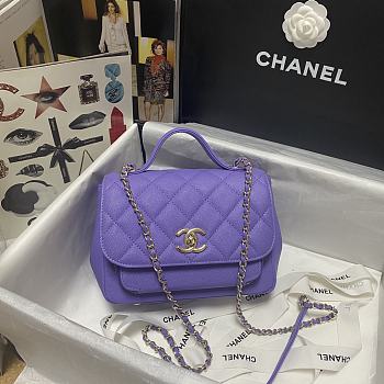 Chanel Messenger Bag Purple 93749 Size 19 x 7 x 14 cm