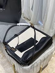 YSL HOBO Original Cowhide Bag 634786 Size 39 × 35 × 10 cm - 3