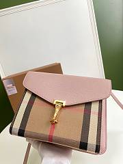 BURBERRY Cross-Body Bag 8131 Size 24 x 7 x 18 cm - 6