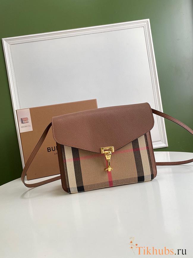 BURBERRY Cross-Body Bag Brown 8131 Size 24 x 7 x 18 cm - 1