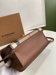 BURBERRY Cross-Body Bag Brown 8131 Size 24 x 7 x 18 cm - 4