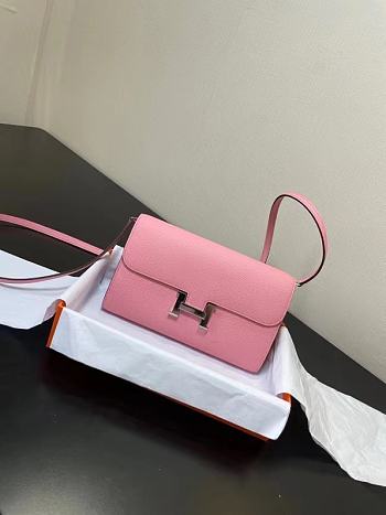 Hermes Messenger Bag Light Pink 20.5 x 13 x 2 cm