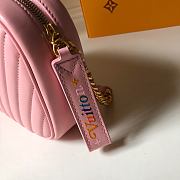 LV New Wave Camera Bag Pink M53683 Size 21.5 x 15.5 x 6 cm - 4