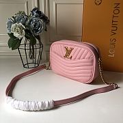 LV New Wave Camera Bag Pink M53683 Size 21.5 x 15.5 x 6 cm - 3