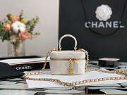 Chanel Mini Bag Calfskin White - 1