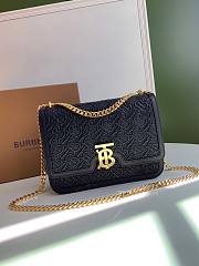 BURBERRY Logo Lock Bag Black Size 25.5 x 6.5 x 18.5 cm - 1