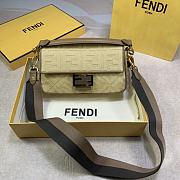 Fendi Baguette Wheat Straw Yellow Baguette Growing Grass 2020 Size 26 x 15 x 6 cm - 5