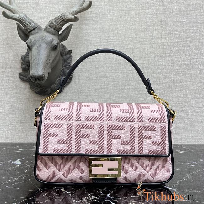 Fendi Iconic Baguette Handbag Pink Canvas 323 Size 26 x 6 x 15 cm - 1