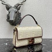 Fendi Baguette Handbag 323 Size 28 × 6 × 14 cm - 3