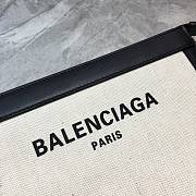 Balenciaga Nevy Box Canvas And Leather Envelope Bag White Size 26 x 8 x 19 cm - 3