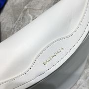 Balenciaga Half-Moon Waist Bag White Size 27 x 19 cm - 6
