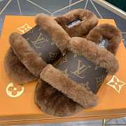 LV slippers with Fur - 2