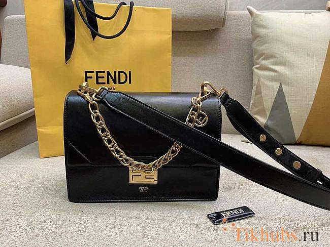 Fendi Kan U Size 25 x 18,5 x 10 cm - 1