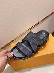 LV Slippers For Men 001 - 2