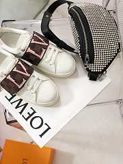 LV Frontrow Sneaker 1A5N59 - 1