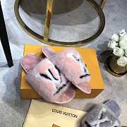 LV Slippers Pink 001 - 3