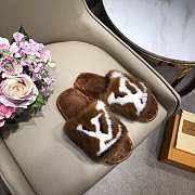 LV Slippers Brown 001 - 1