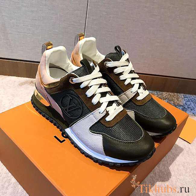 Louis Vuitton Sneakers - 1