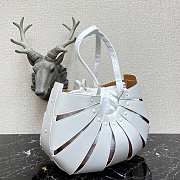 Bottega Veneta The Shell Bag White Size 40 x 12 x 25 cm - 3